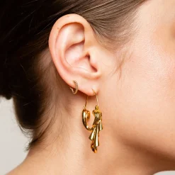 Dangling Drape Earrings (Gold)