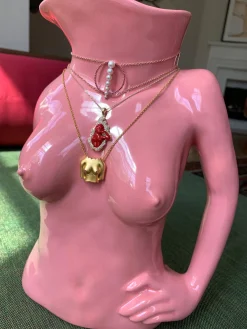 Jugs Jug (High-Shine Rose)