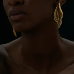 Ms Connie Lingus Earrings